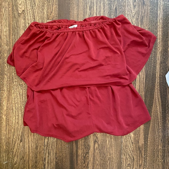 Tobi "WHAT A FEELING STRAPLESS ROMPER" - Picture 4 of 5